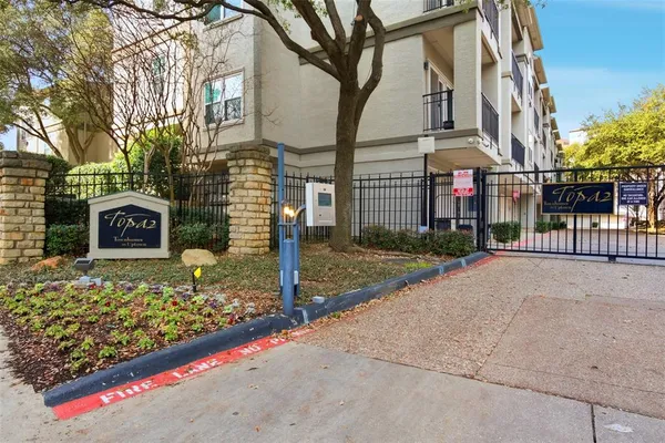 $515,000 | 2201 Wolf Street, Unit 5206, Dallas, TX 75201