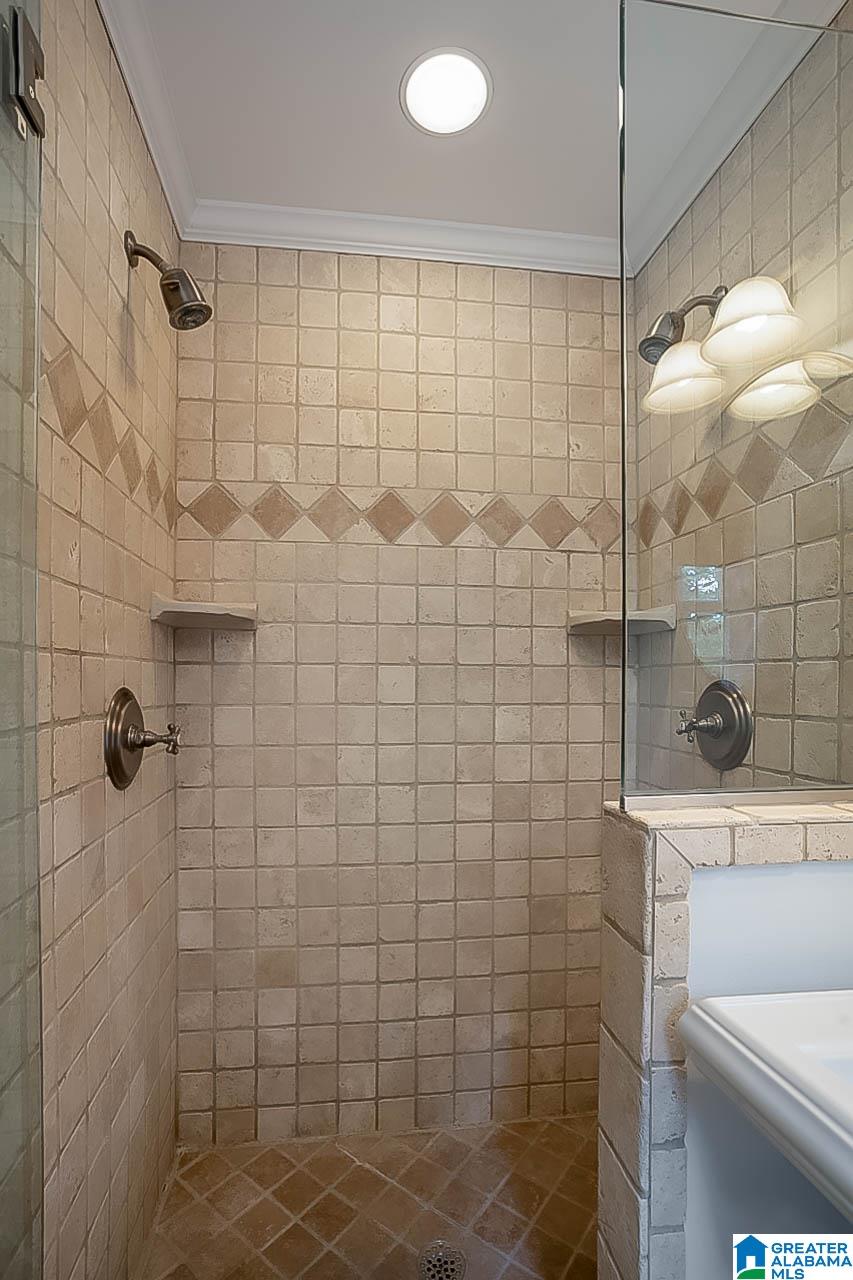121 Peachtree Road Birmingham, AL 35213 - Photo 22 of 37