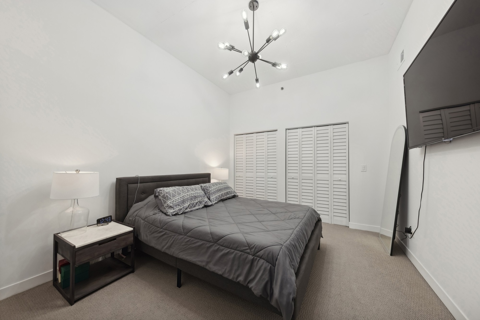 910 West Madison Street, Unit 704 Chicago, IL 60607 - Photo 6 of 10 Gallery Image 6