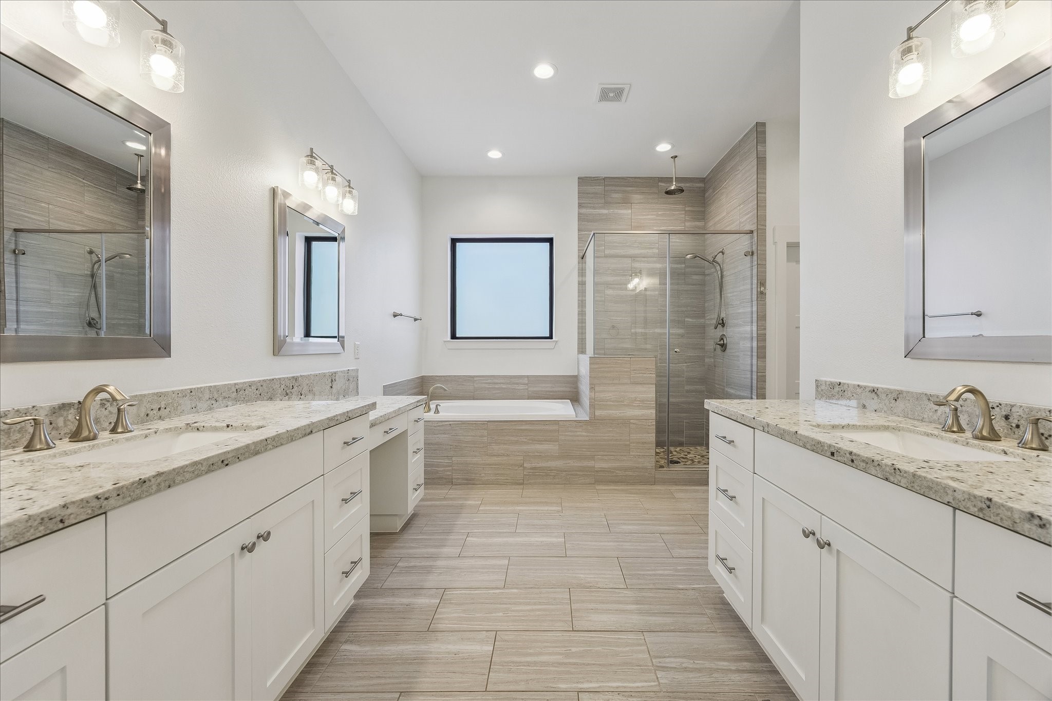 5237 Cornish Street, Unit C Houston, TX 77007 - Photo 9 of 14