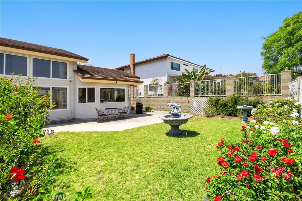 2132 Camino Rey Fullerton, CA 92833 - Photo 16 of 60