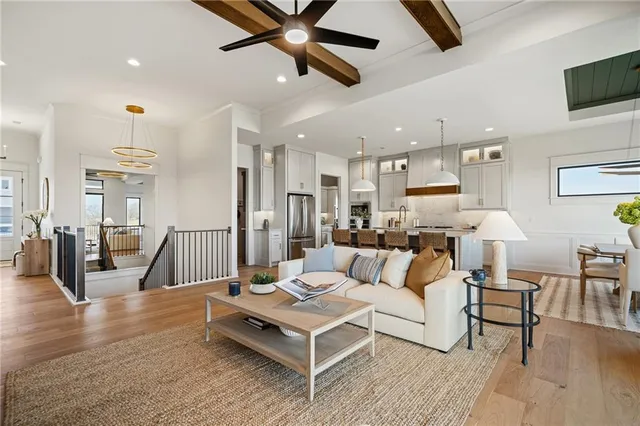 $984,635 | 11239 South Sunray Drive, Olathe, KS 66061