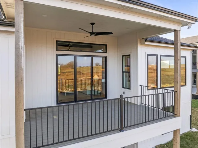 $984,635 | 11239 South Sunray Drive, Olathe, KS 66061