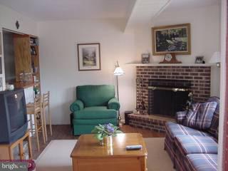 17 Forrester Road Horsham, PA 19044 - Photo 5 of 6 Gallery Image 5