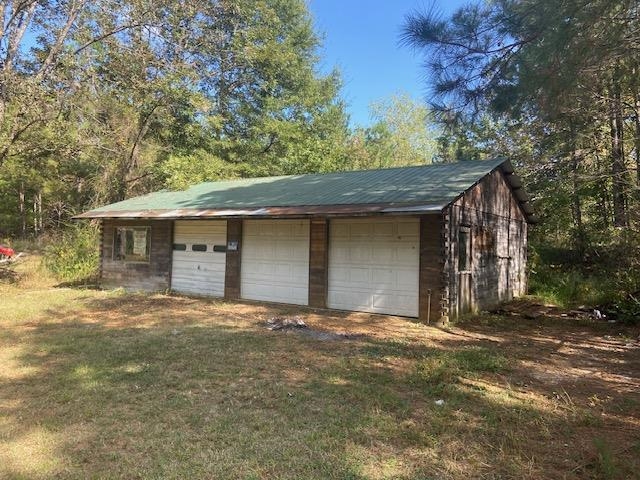 917 Higginbottom Road Selmer, TN 38375 - Photo 29 of 33 Gallery Image 29