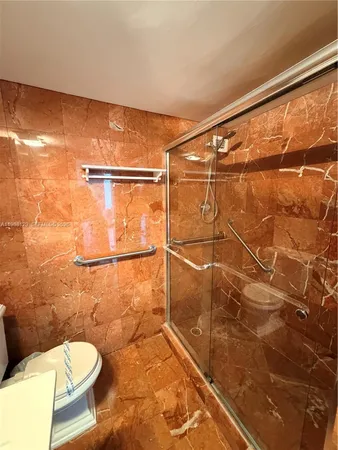 $4,000 | 5161 Collins Avenue, Unit 1506, Miami Beach, FL 33140