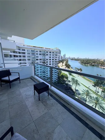 $4,000 | 5161 Collins Avenue, Unit 1506, Miami Beach, FL 33140