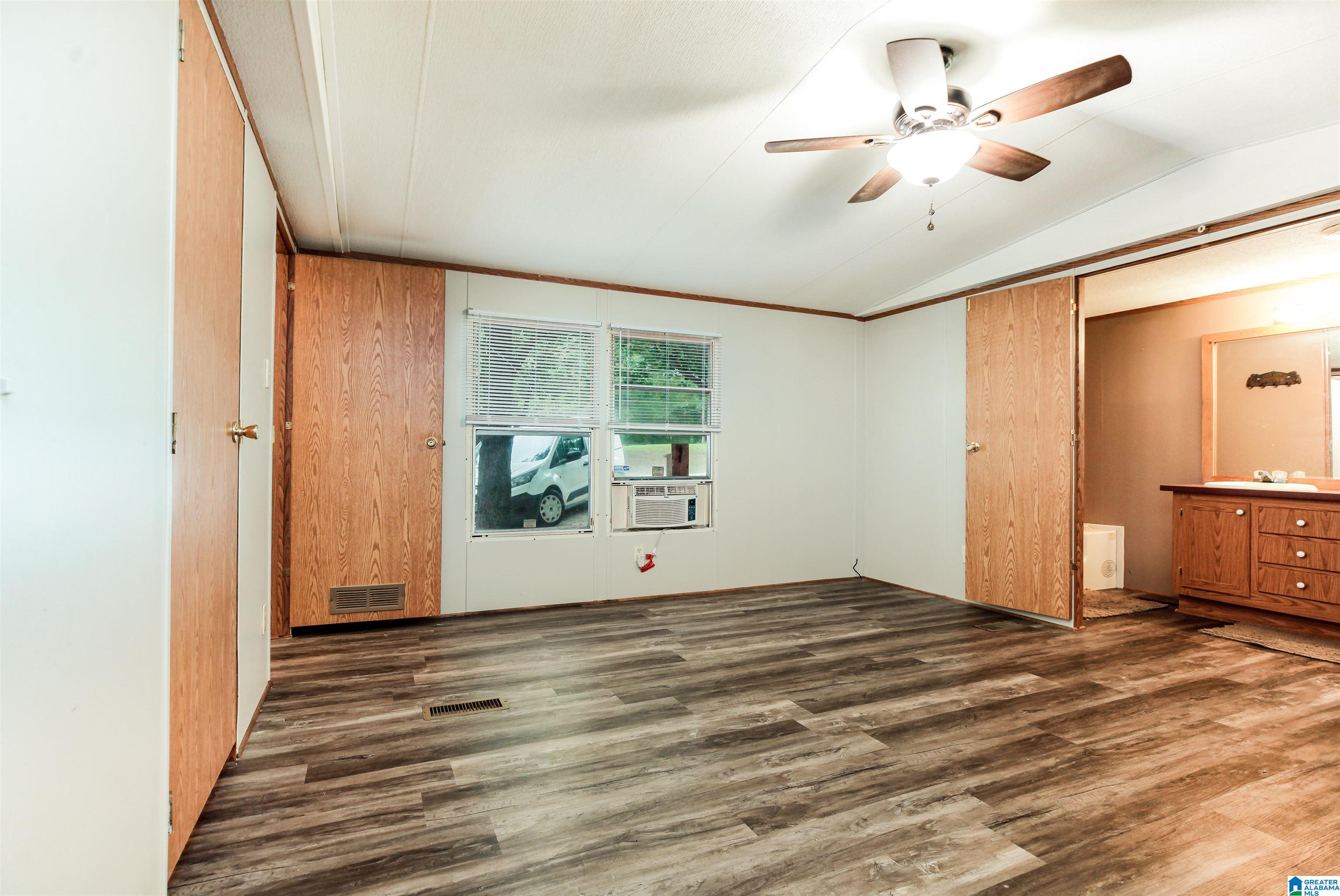76 Lakeview Drive Leeds, AL 35094 - Photo 12 of 32
