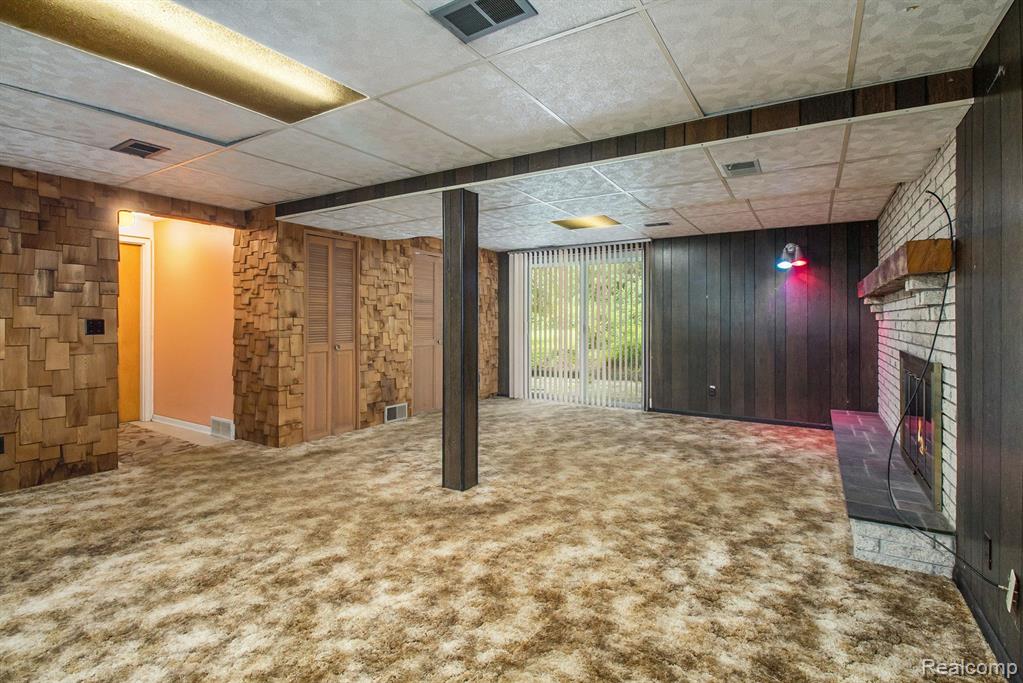 630 South Newman Road Lake Orion, MI 48362 - Photo 15 of 24 Gallery Image 15