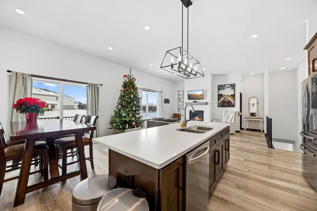 $359,900 | 20193 Prairie Drive, Big Lake, MN 55309