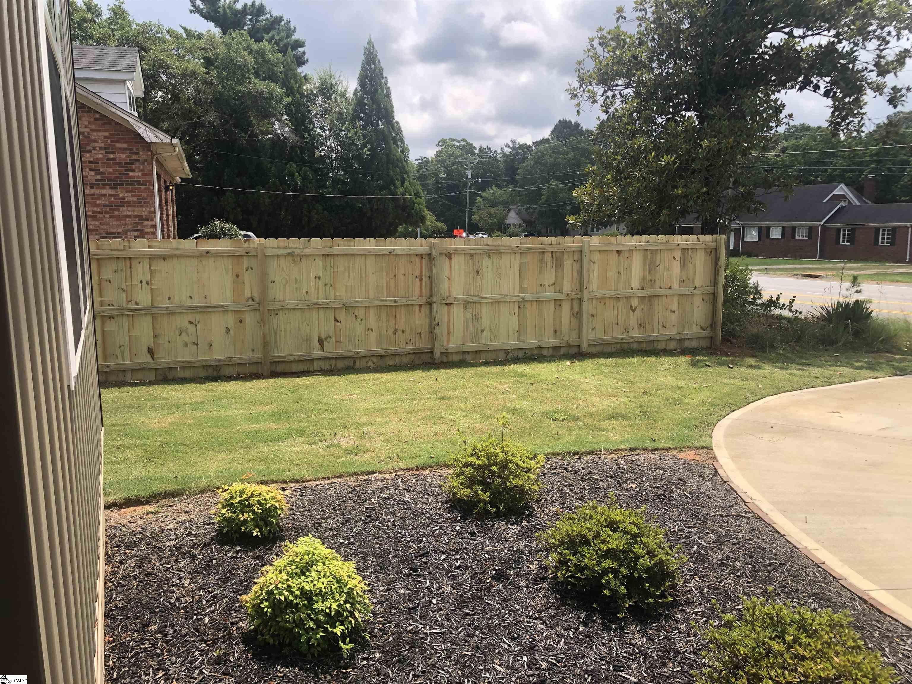 1112 Locust Hill Road Greer, SC 29651 - Photo 35 of 36