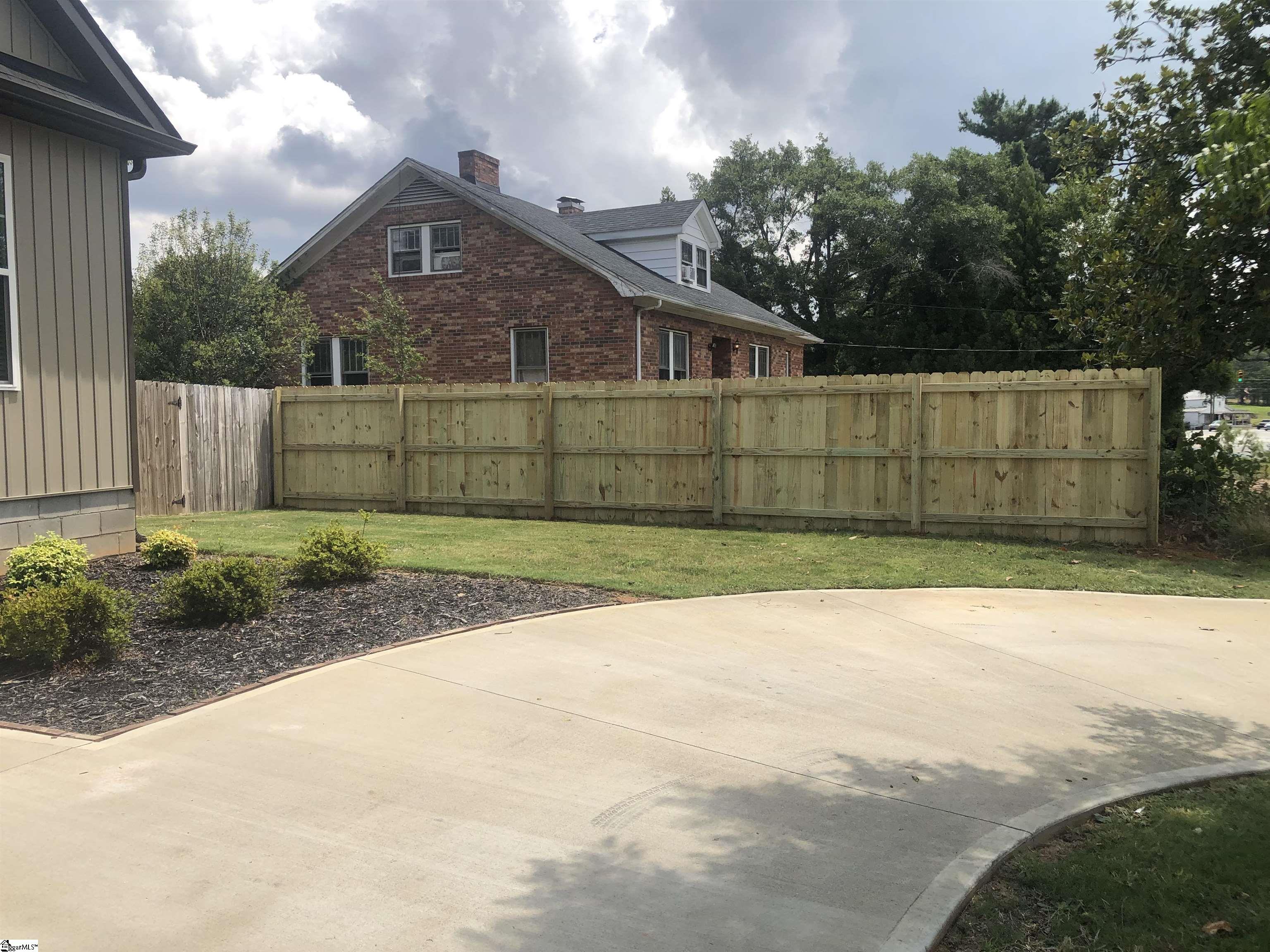 1112 Locust Hill Road Greer, SC 29651 - Photo 36 of 36