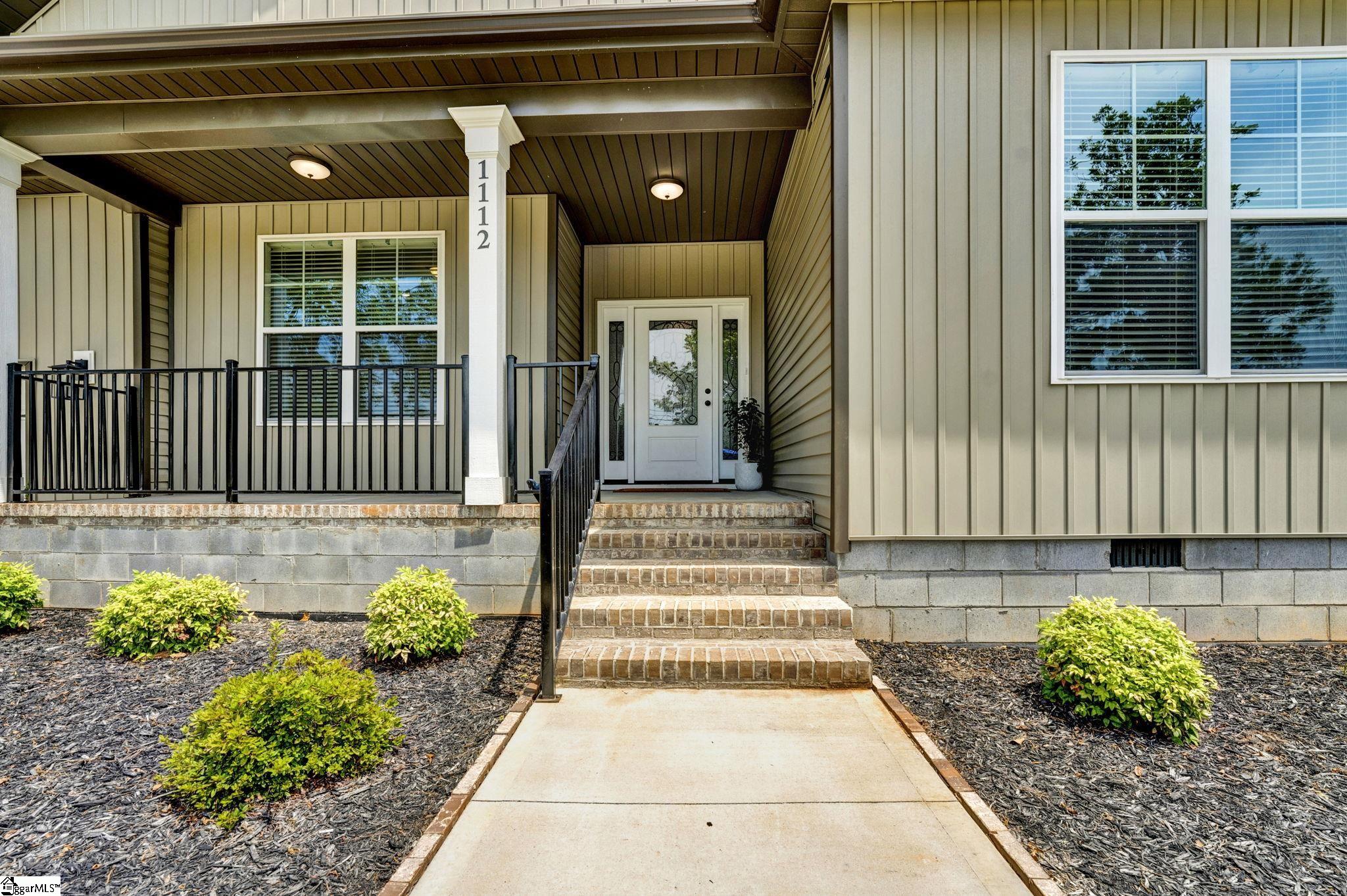 1112 Locust Hill Road Greer, SC 29651 - Photo 5 of 36