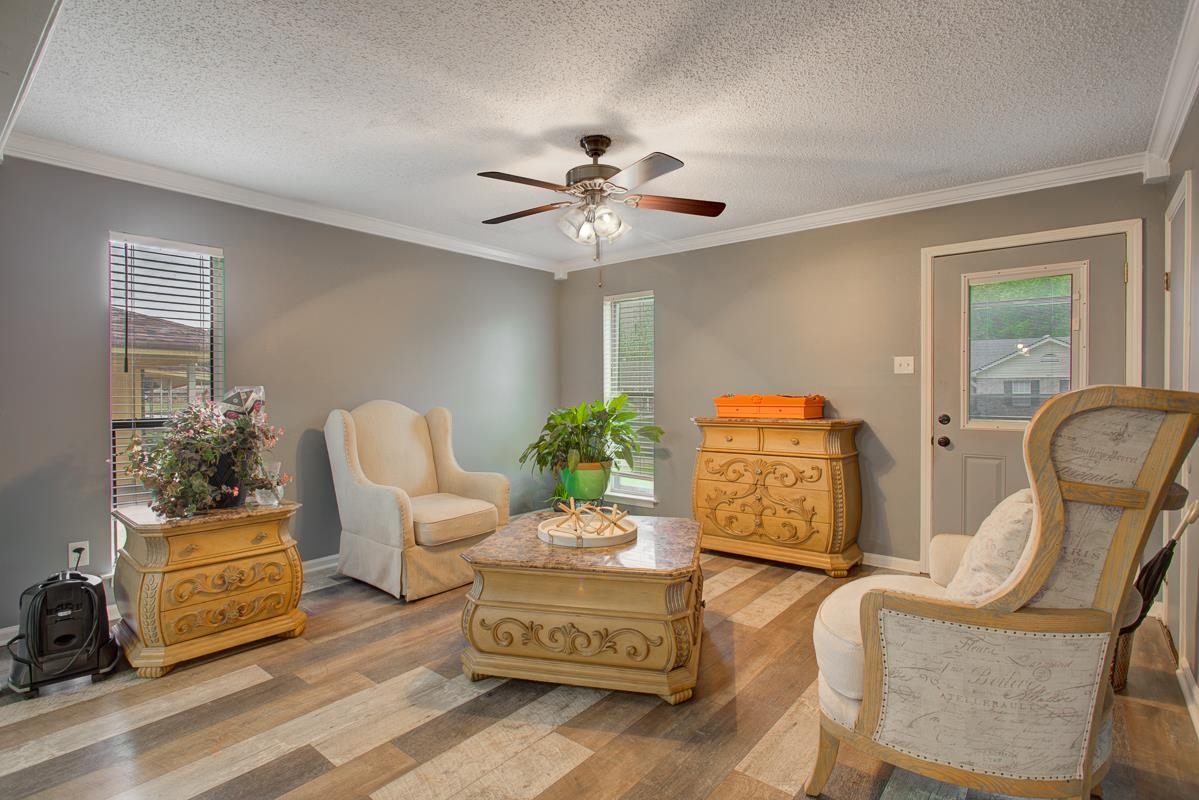 5054 Gull Road Memphis, TN 38109 - Photo 5 of 25