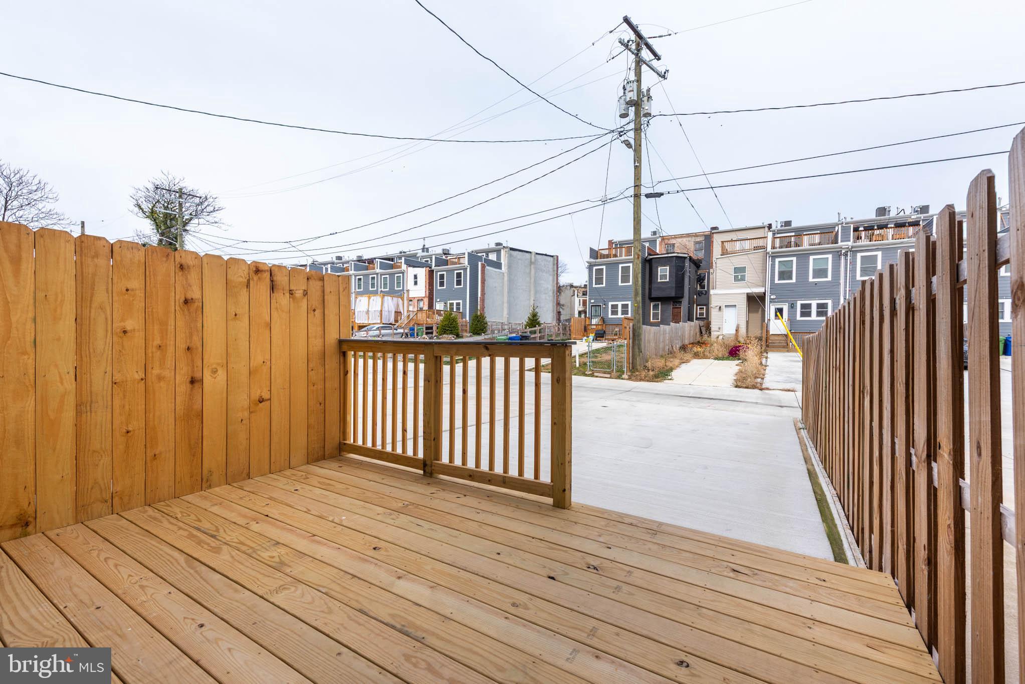 848 Edmondson Avenue Baltimore, MD 21201 - Photo 36 of 41 a balcony view with a street view