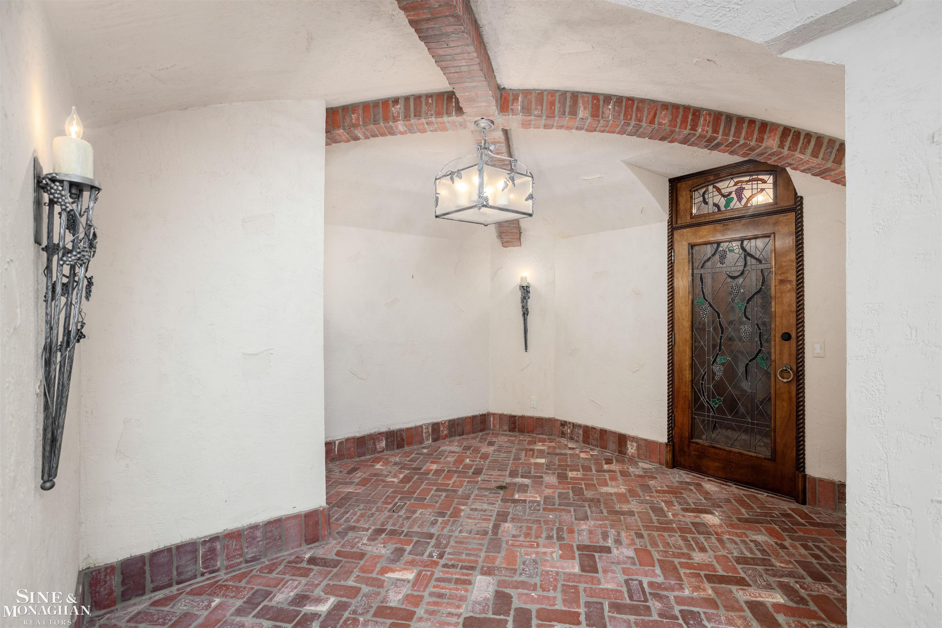 41 Renaud Road Grosse Pointe, MI 48236 - Photo 67 of 94 50163153-B3715624-79BB-4A2F-9F3D-7887A770F207.JPG