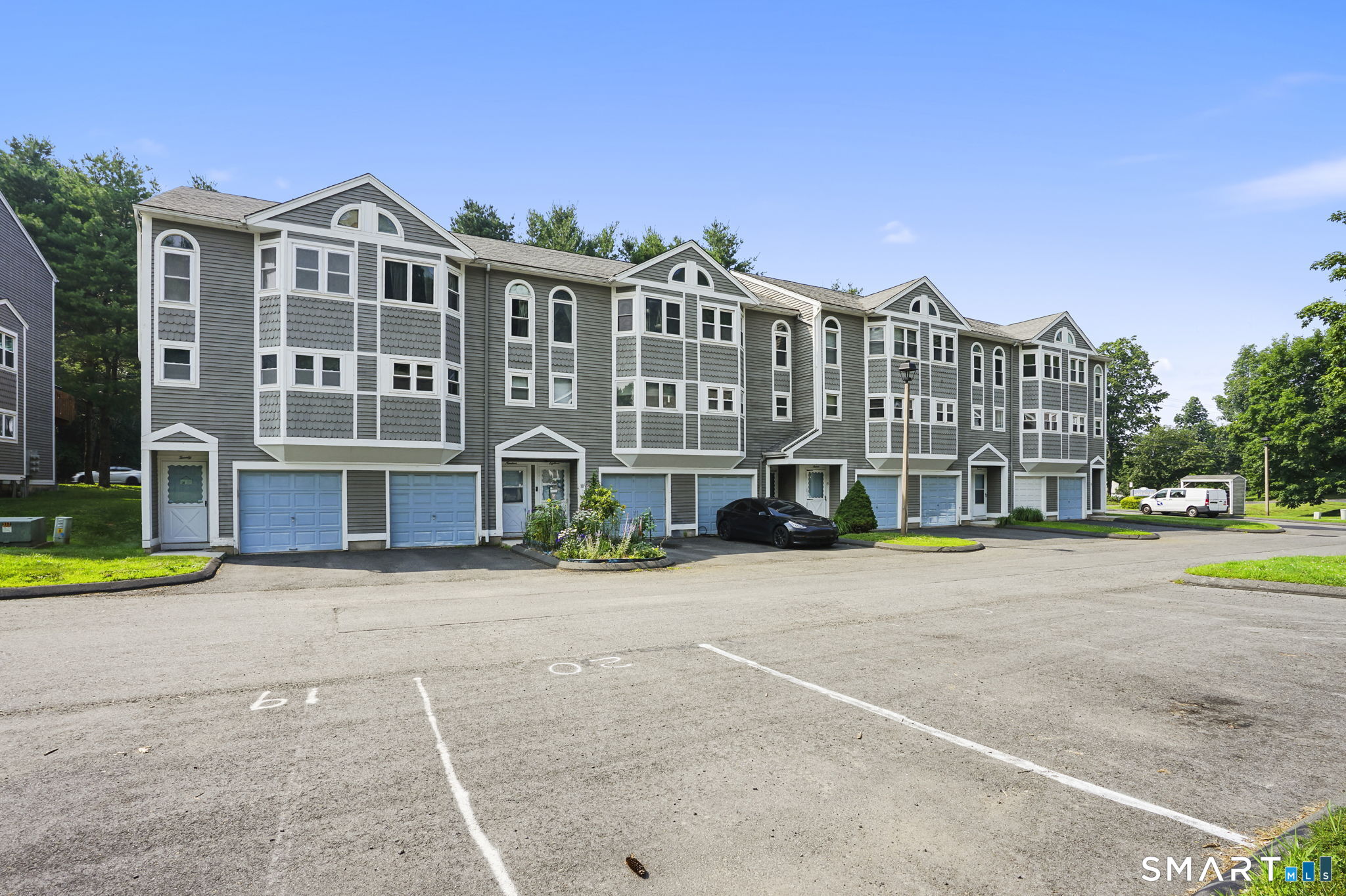 1655 North Colony Road, Unit 14 Meriden, CT 06450 - Photo 3 of 28