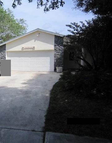 5809 Autumn Ridge Road Lake Worth, FL 33463 - Photo 2 of 7 Front-Driveway