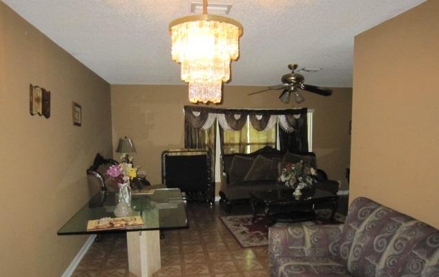 5809 Autumn Ridge Road Lake Worth, FL 33463 - Photo 6 of 7 Dining Area