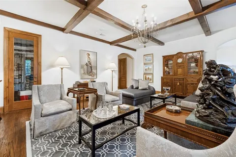 $2,995,000 | 4327 Irving Avenue, Dallas, TX 75219