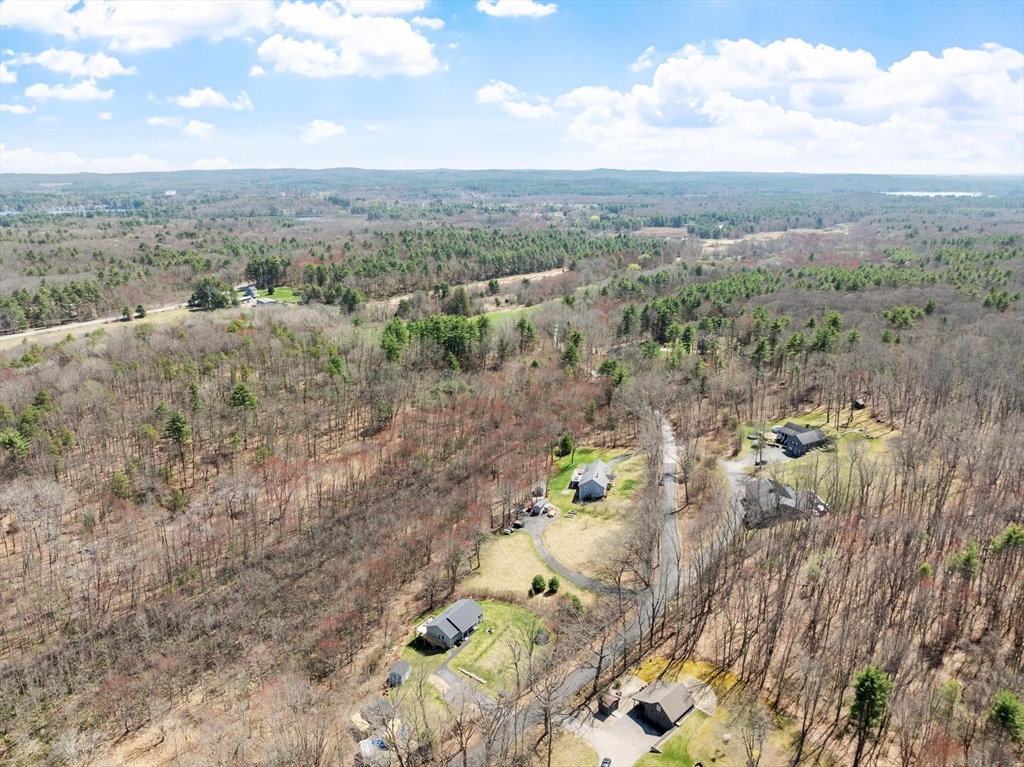 32 Town Farm Road North Brookfield, MA 01535 - Photo 6 of 9