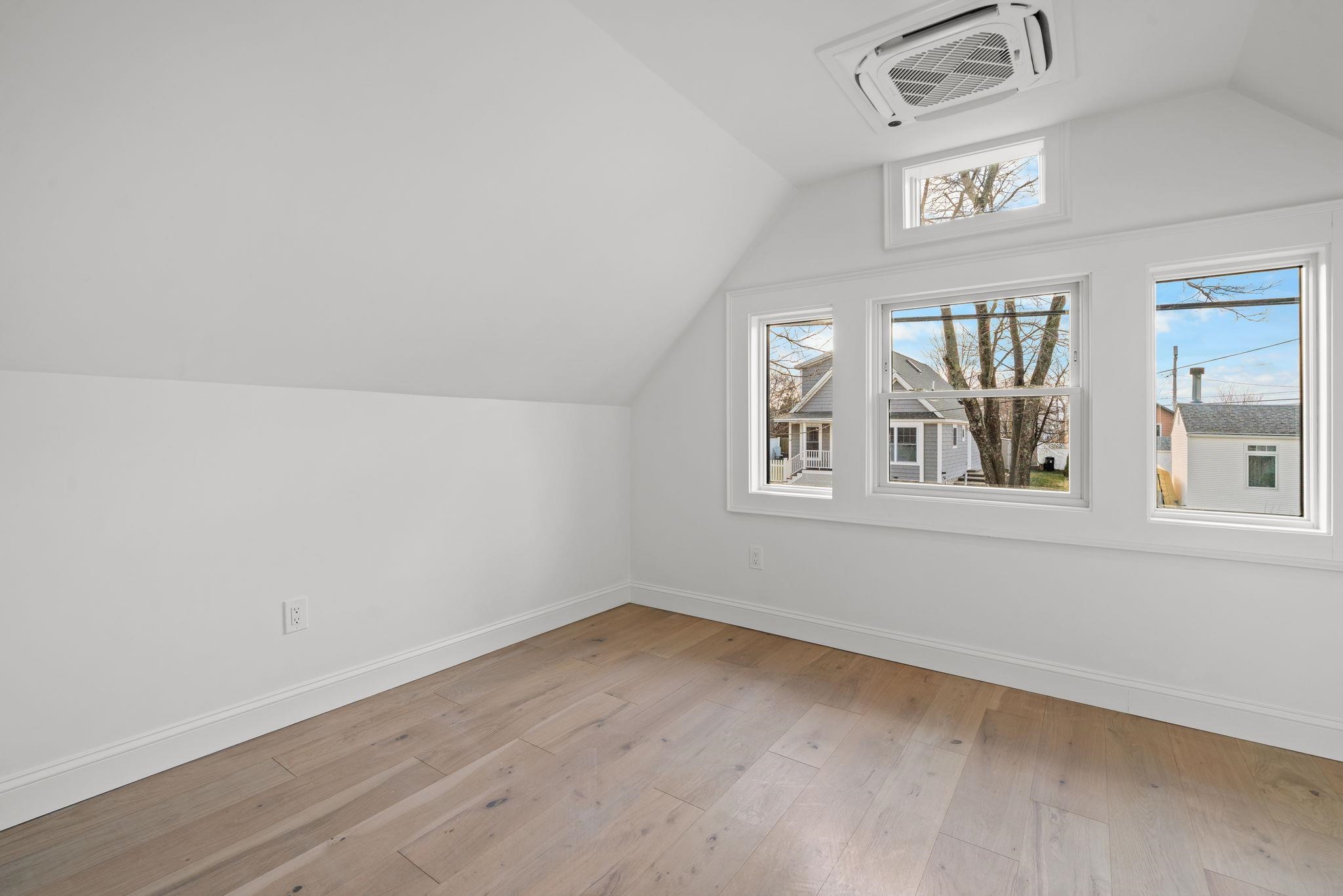 29 Thorwald Avenue Hampton, NH 03842 - Photo 27 of 38