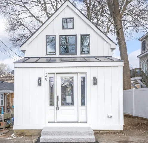 $600,000 | 29 Thorwald Avenue, Hampton, NH 03842