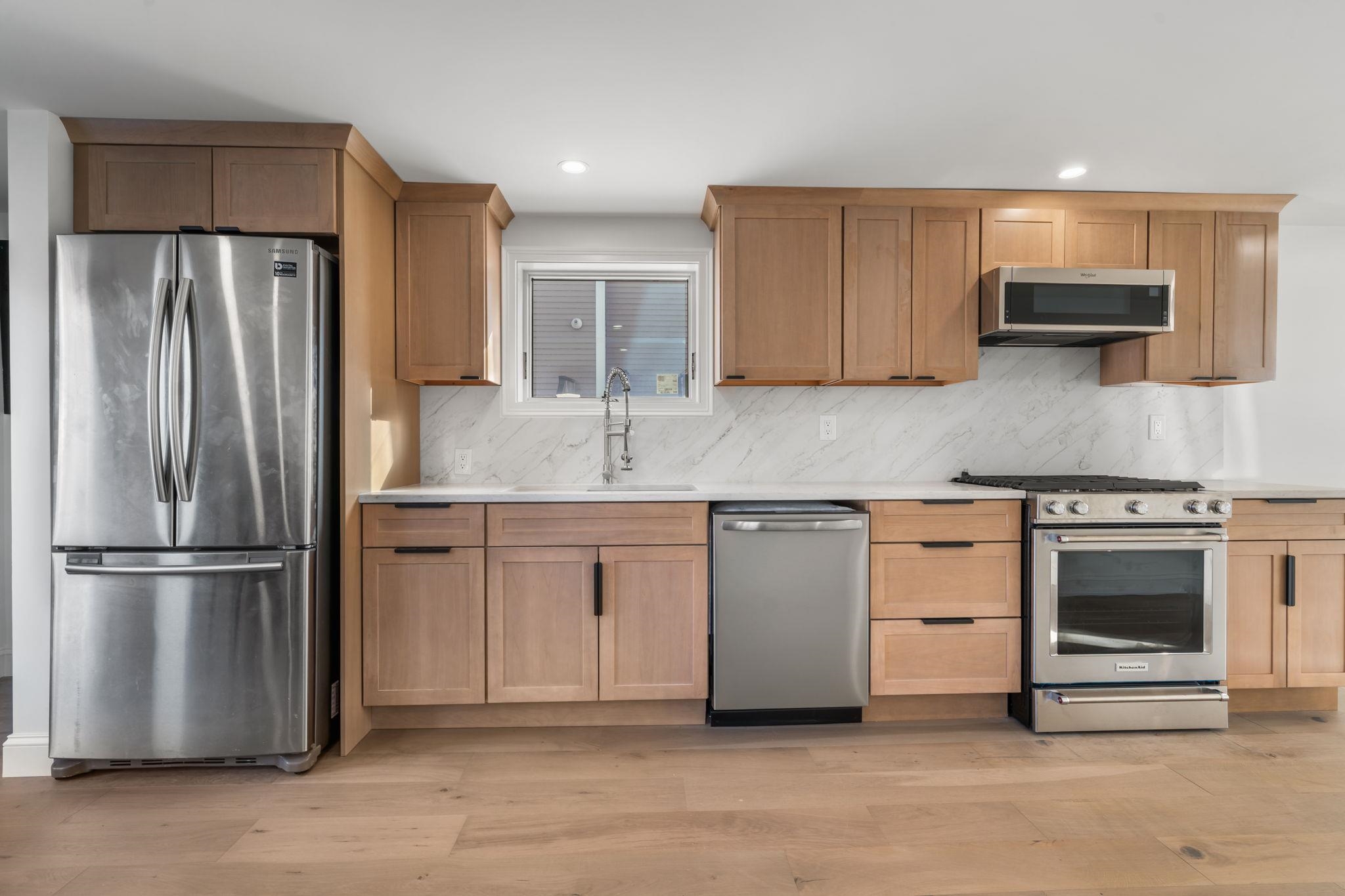 29 Thorwald Avenue Hampton, NH 03842 - Photo 7 of 53