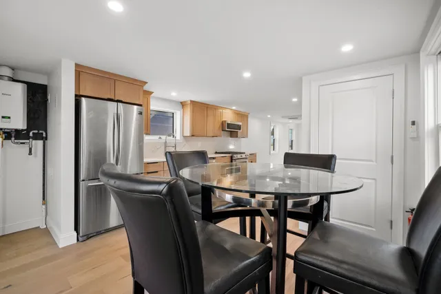 $600,000 | 29 Thorwald Avenue, Hampton, NH 03842