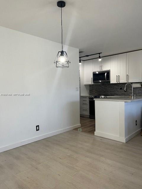 10054 Winding Lake Road, Unit 201 Sunrise, FL 33351 - Photo 6 of 12 Dining room