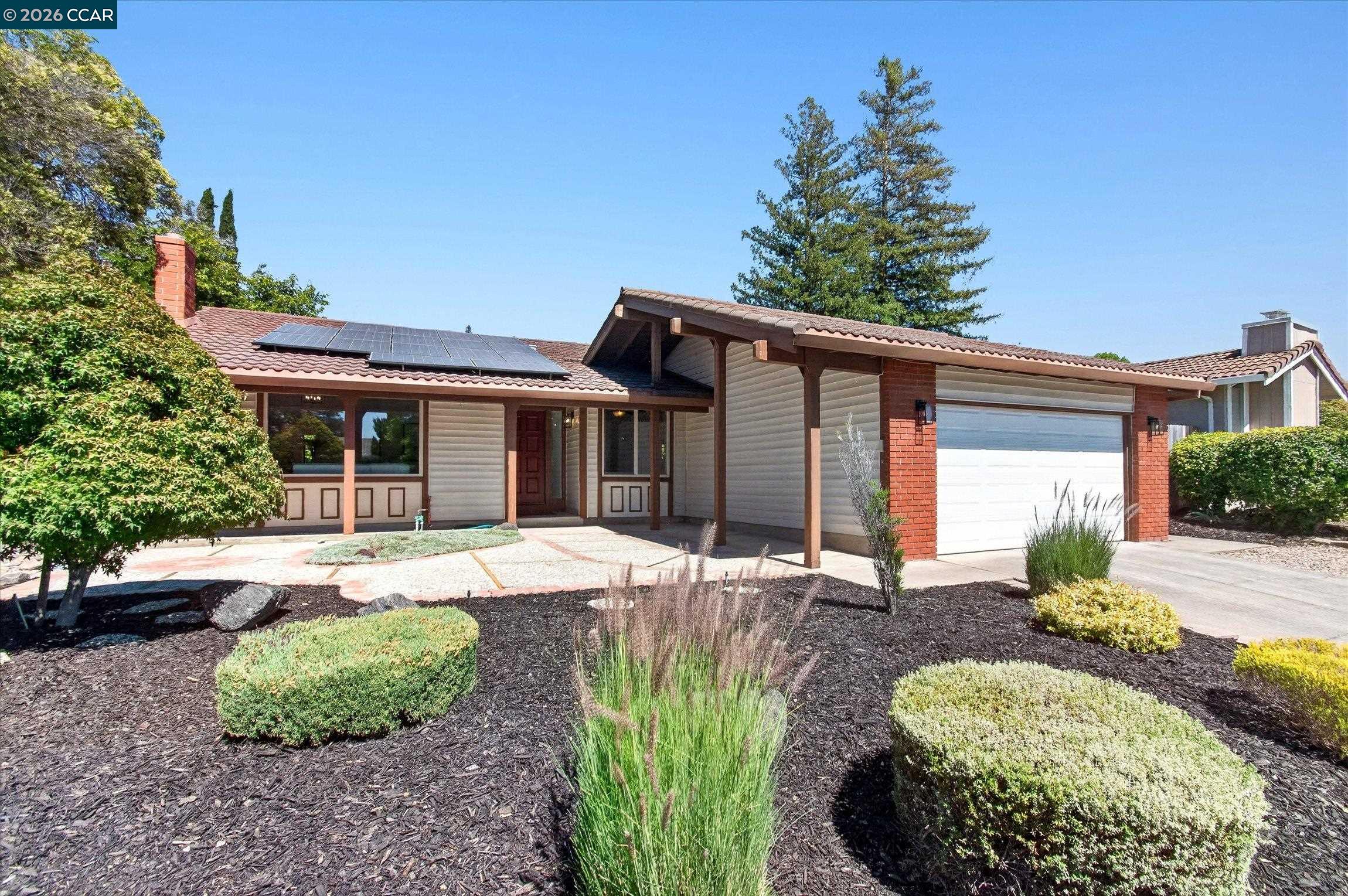 714 Navaronne Way Concord, CA 94518 - Photo 6 of 41