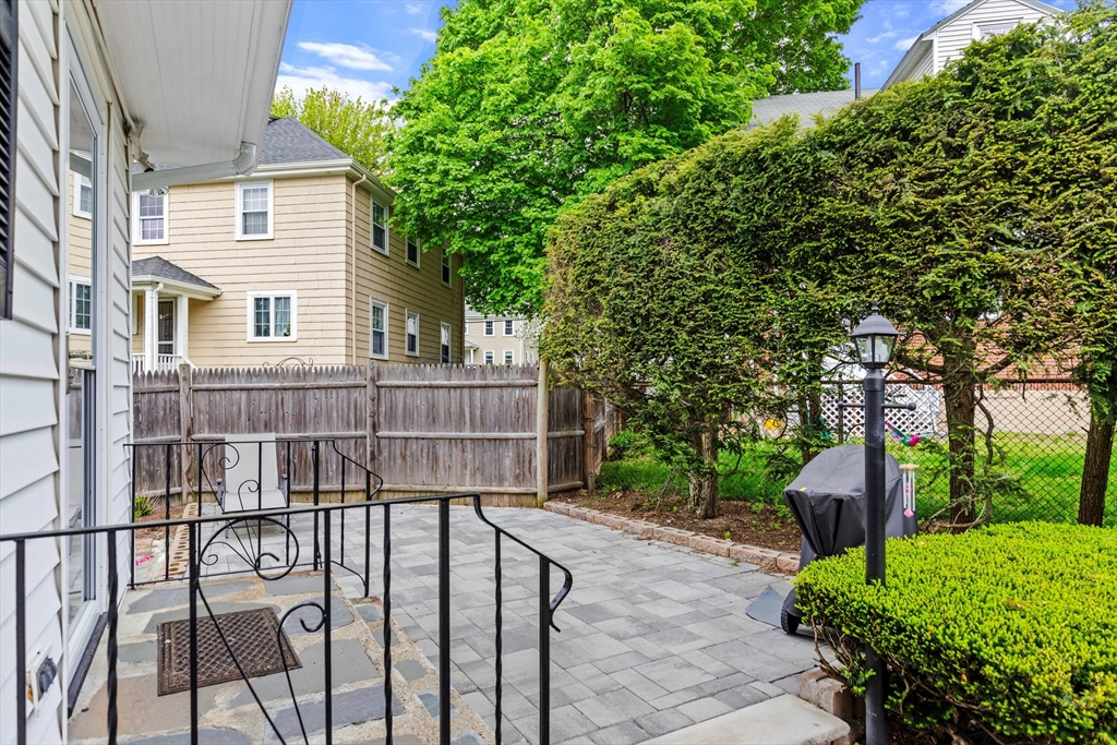 35 Badger Road Medford, MA 02155 - Photo 26 of 30