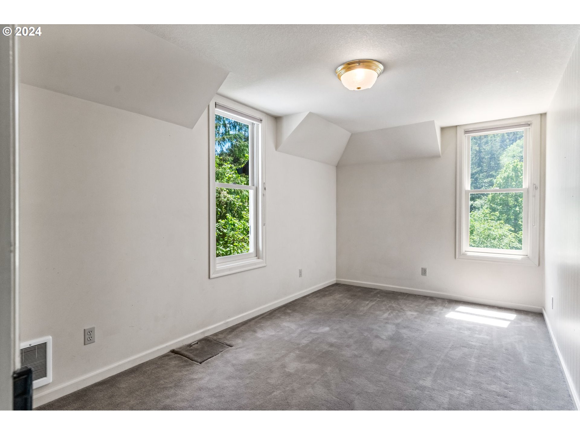 24230 Evergreen Road Philomath, OR 97370 - Photo 15 of 42 Gallery Image 15