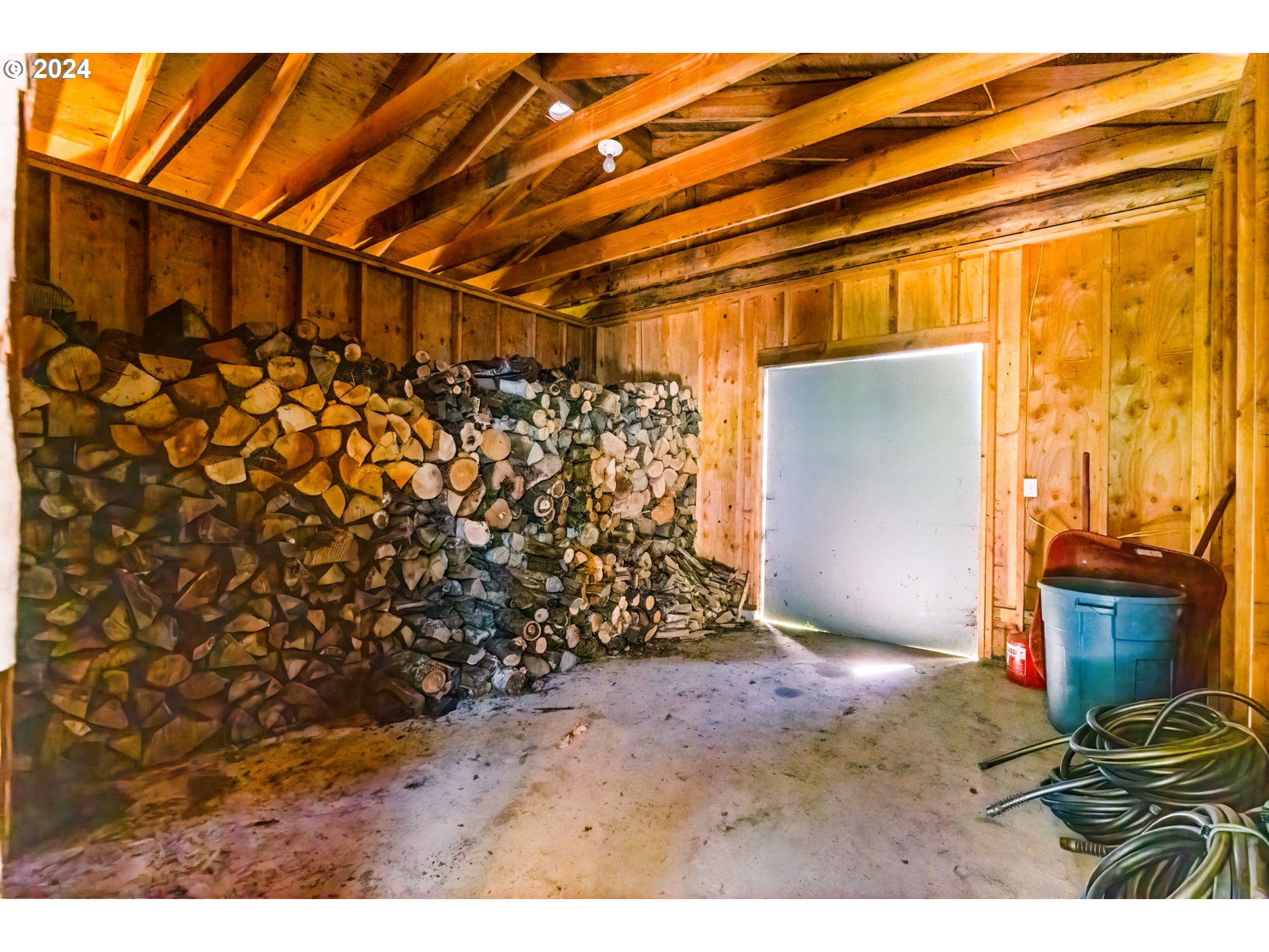 24230 Evergreen Road Philomath, OR 97370 - Photo 31 of 42 Gallery Image 31