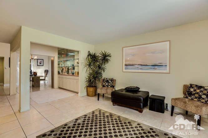 72399 Ridgecrest Lane Palm Desert, CA 92260 - Photo 15 of 34 a living room with furniture