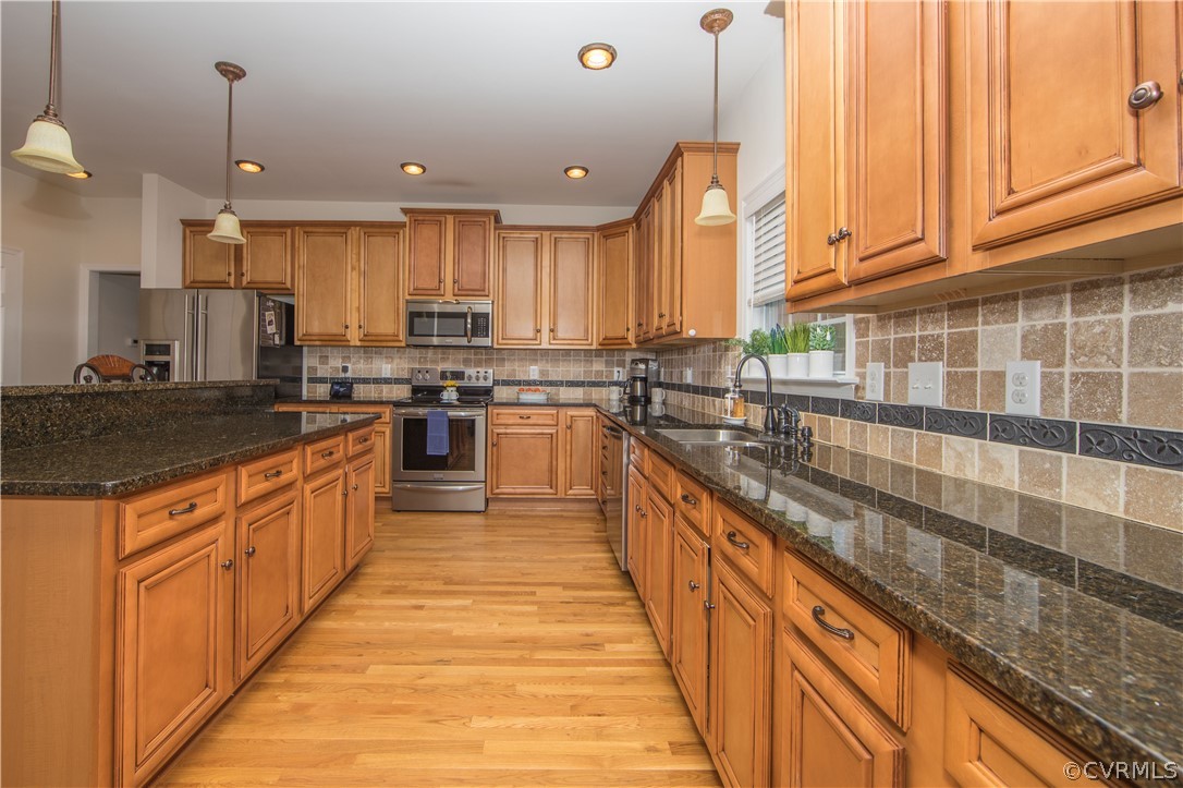 12323 Windsor Road Chester, VA 23831 - Photo 3 of 29 Gallery Image 3