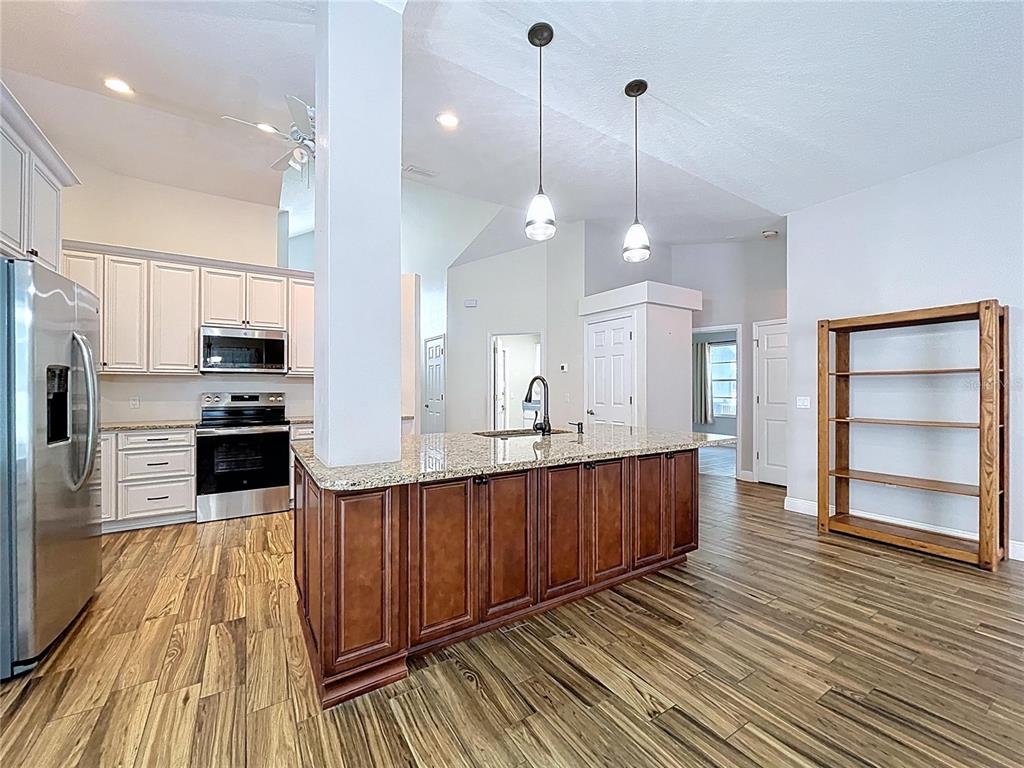 18812 Bascomb Lane Hudson, FL 34667 - Photo 25 of 57