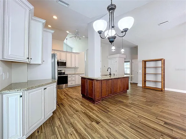 $479,900 | 18812 Bascomb Lane, Hudson, FL 34667