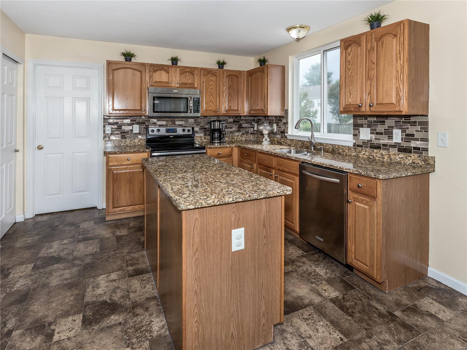 3424 Plainfield Way Shiloh, IL 62221 - Photo 28 of 49 Gallery Image 28