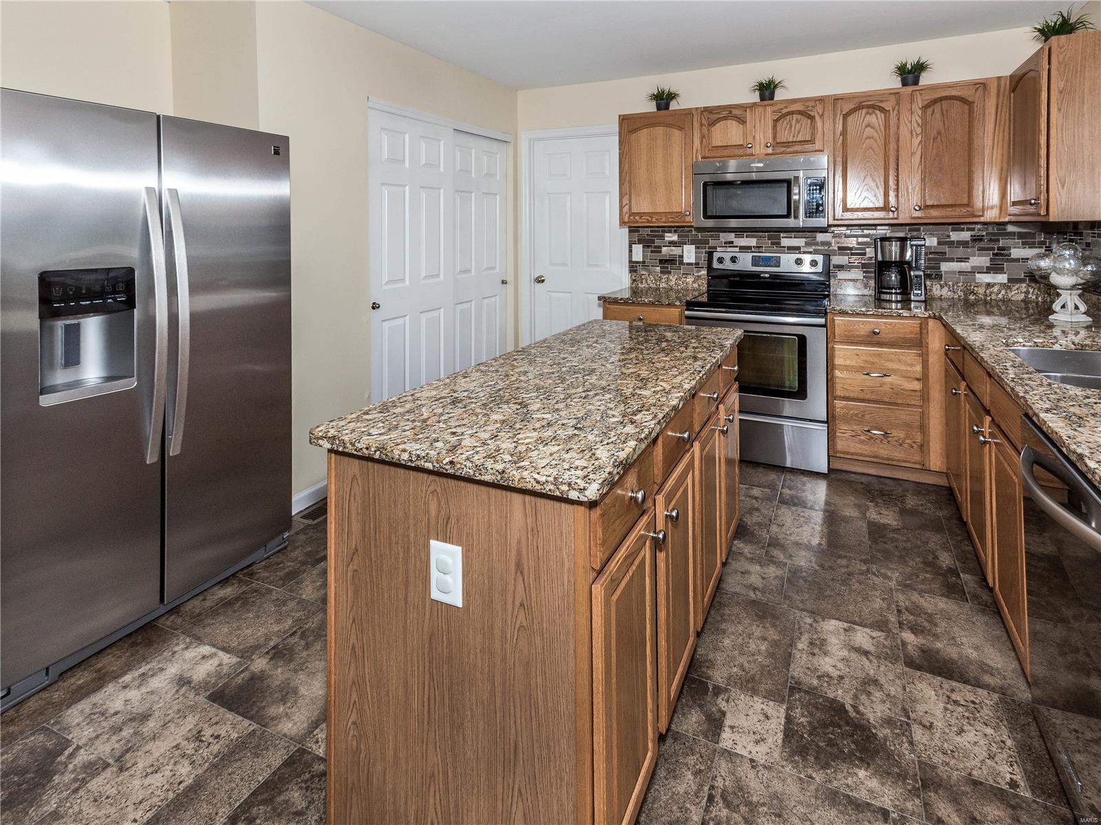 3424 Plainfield Way Shiloh, IL 62221 - Photo 30 of 49 Gallery Image 30