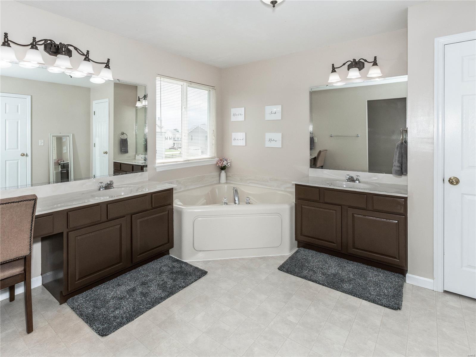 3424 Plainfield Way Shiloh, IL 62221 - Photo 39 of 49 Gallery Image 39