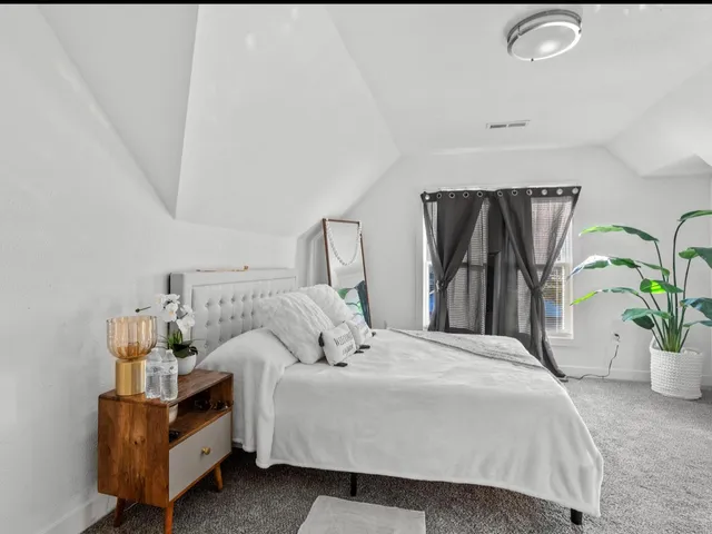 $279,999 | 2317 South 9th Street, Sheboygan, WI 53081