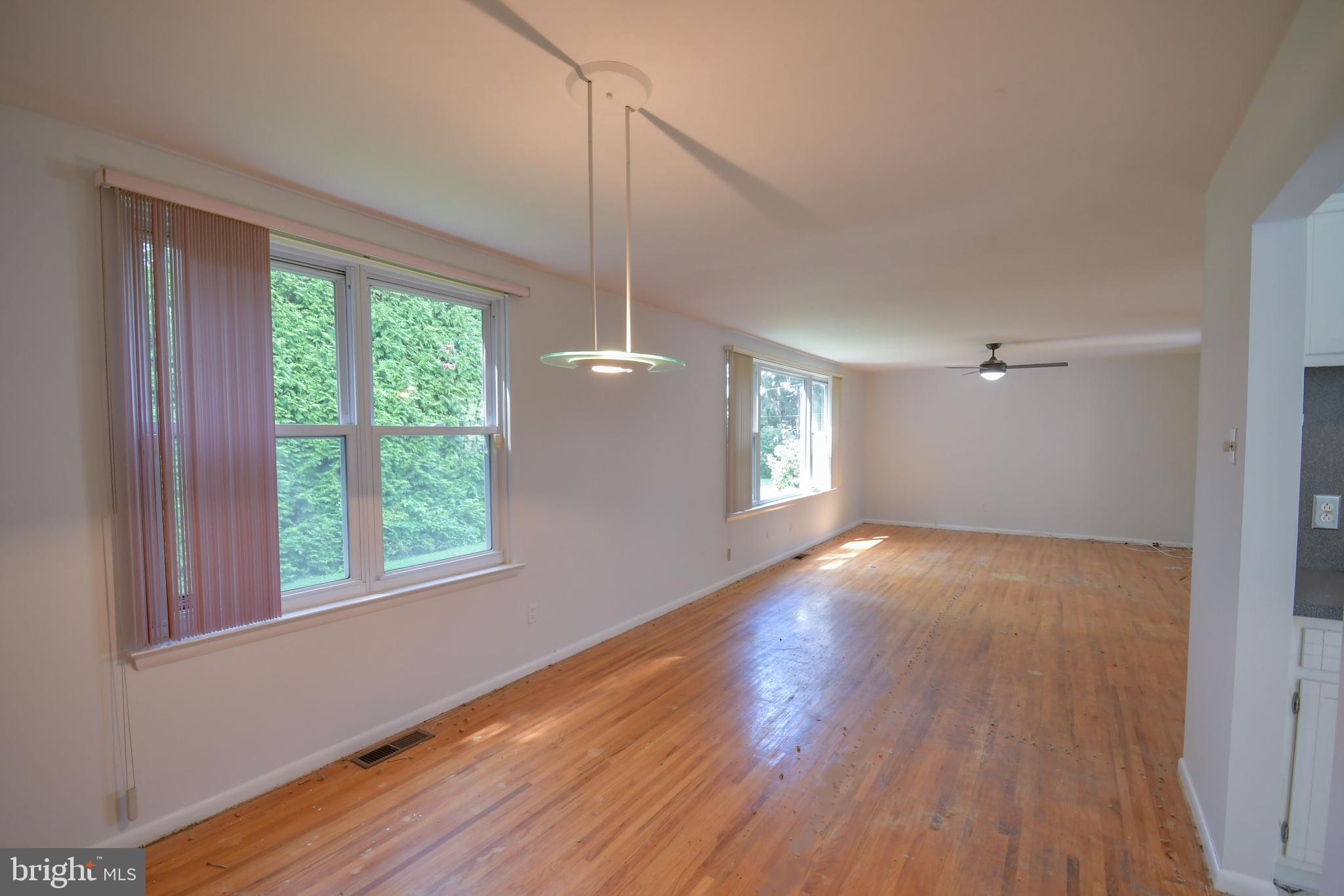 9712 Beacon Road Philadelphia, PA 19115 - Photo 21 of 30