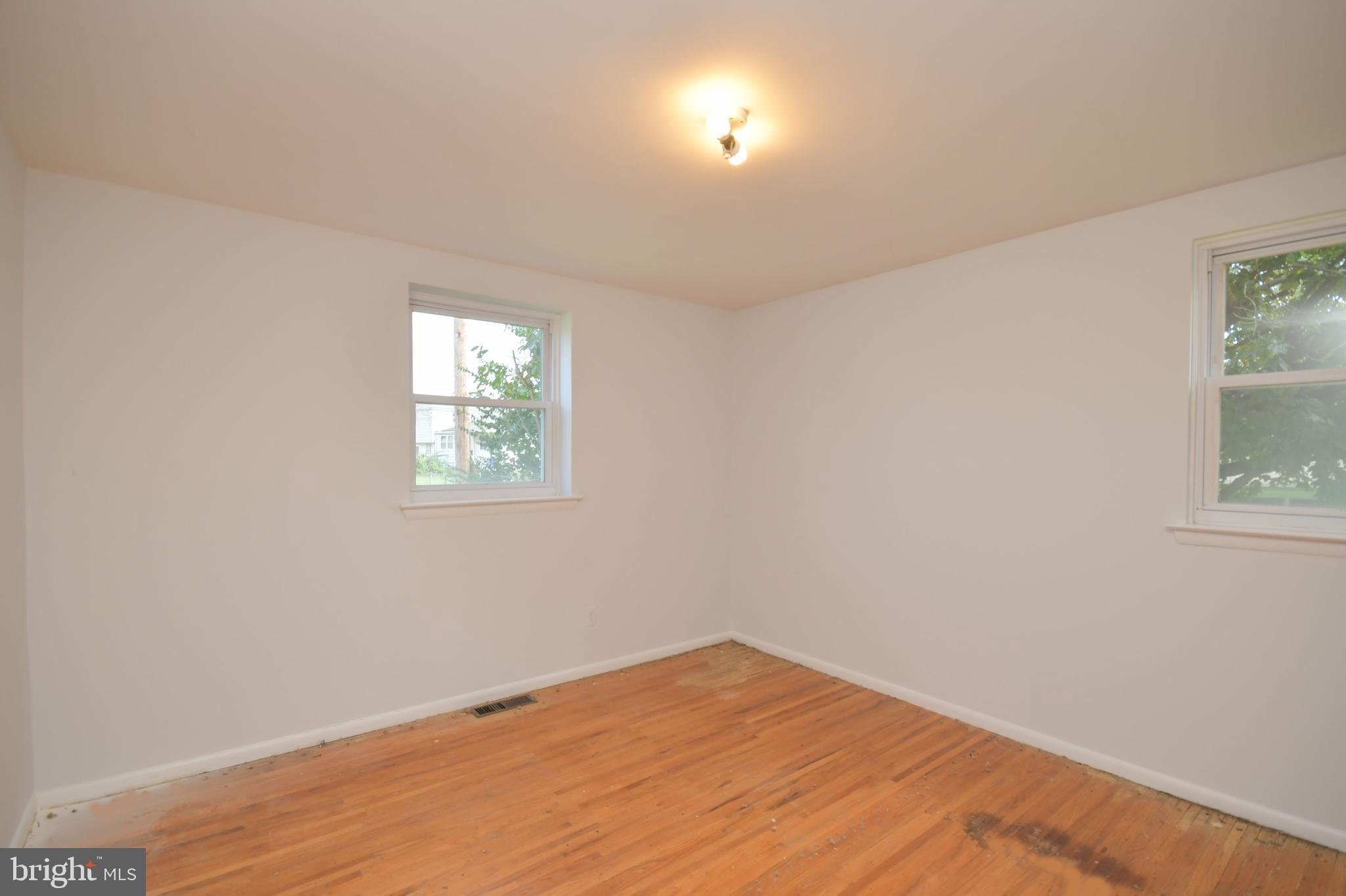 9712 Beacon Road Philadelphia, PA 19115 - Photo 28 of 30