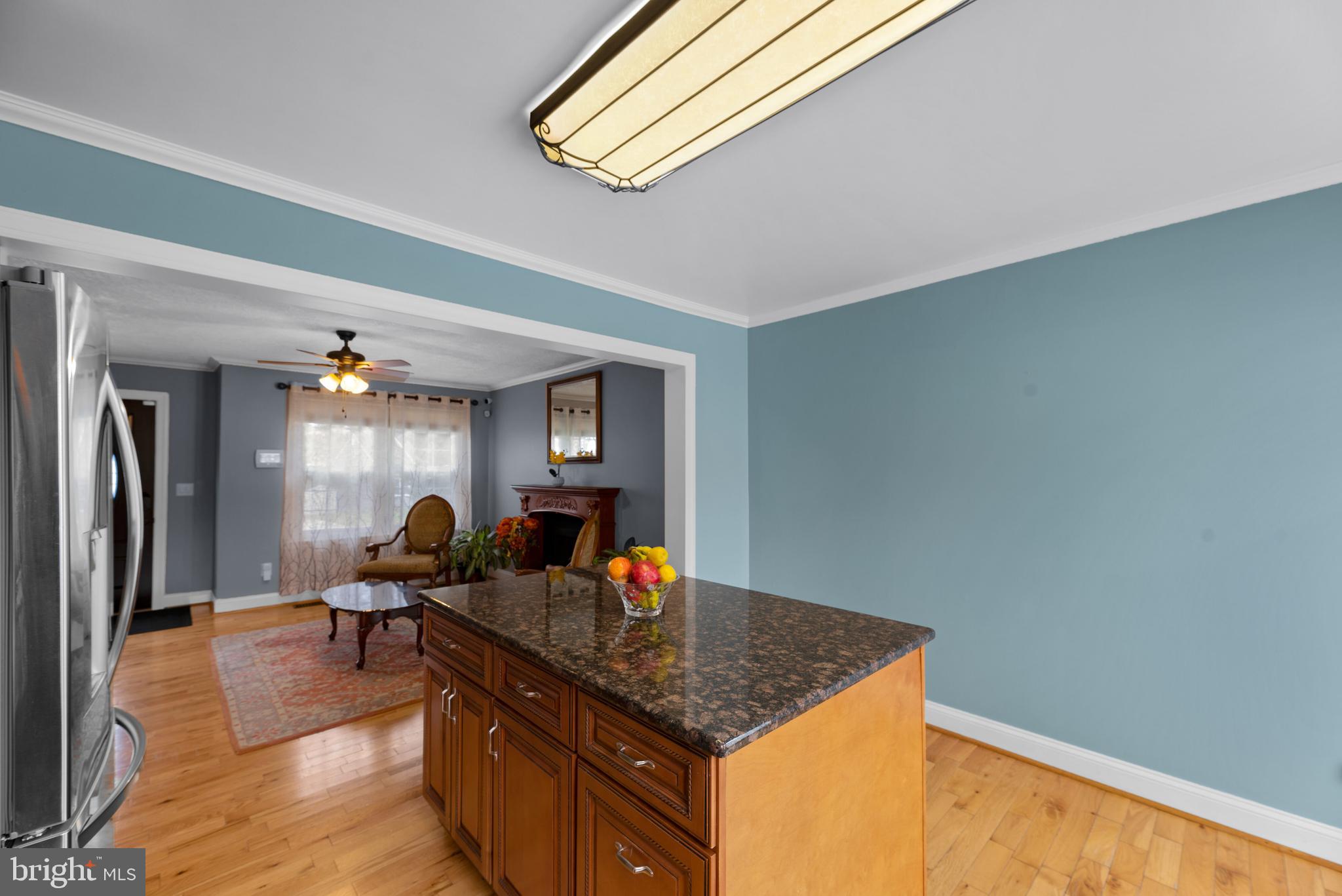 8023 Pine Ridge Road Pasadena, MD 21122 - Photo 8 of 33 Gallery Image 8