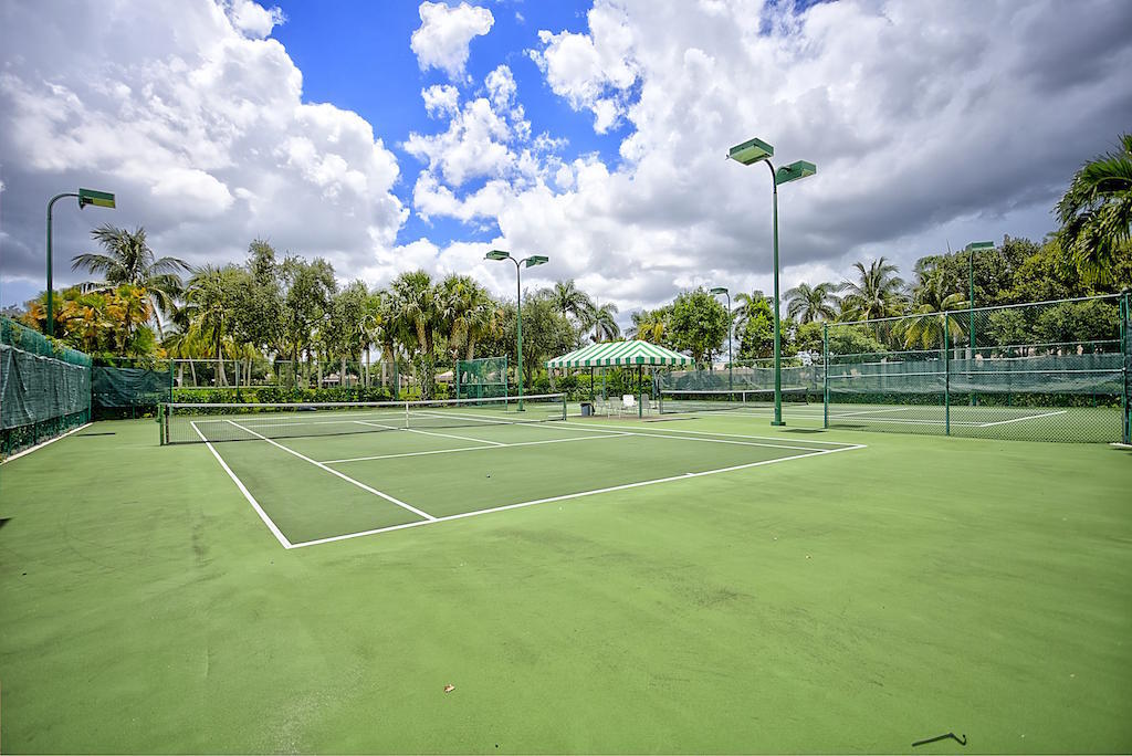 913 Magdalena Road Palm Beach Gardens, FL 33410 - Photo 16 of 16 isles tennis court