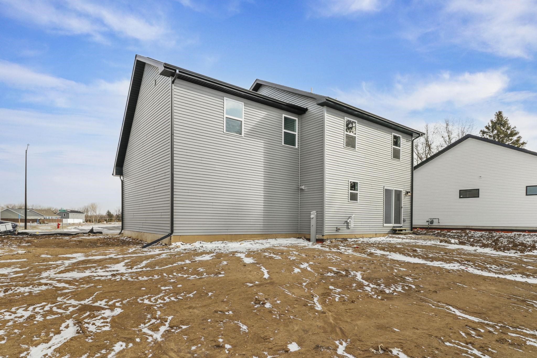 12 Hawks View Edgerton, WI 53534 - Photo 4 of 29