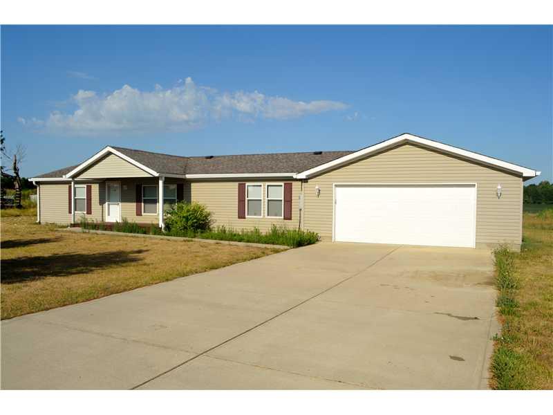 6002 North Rhodes Road Martinsville, IN 46151 - Photo 1 of 18 Gallery Image 1
