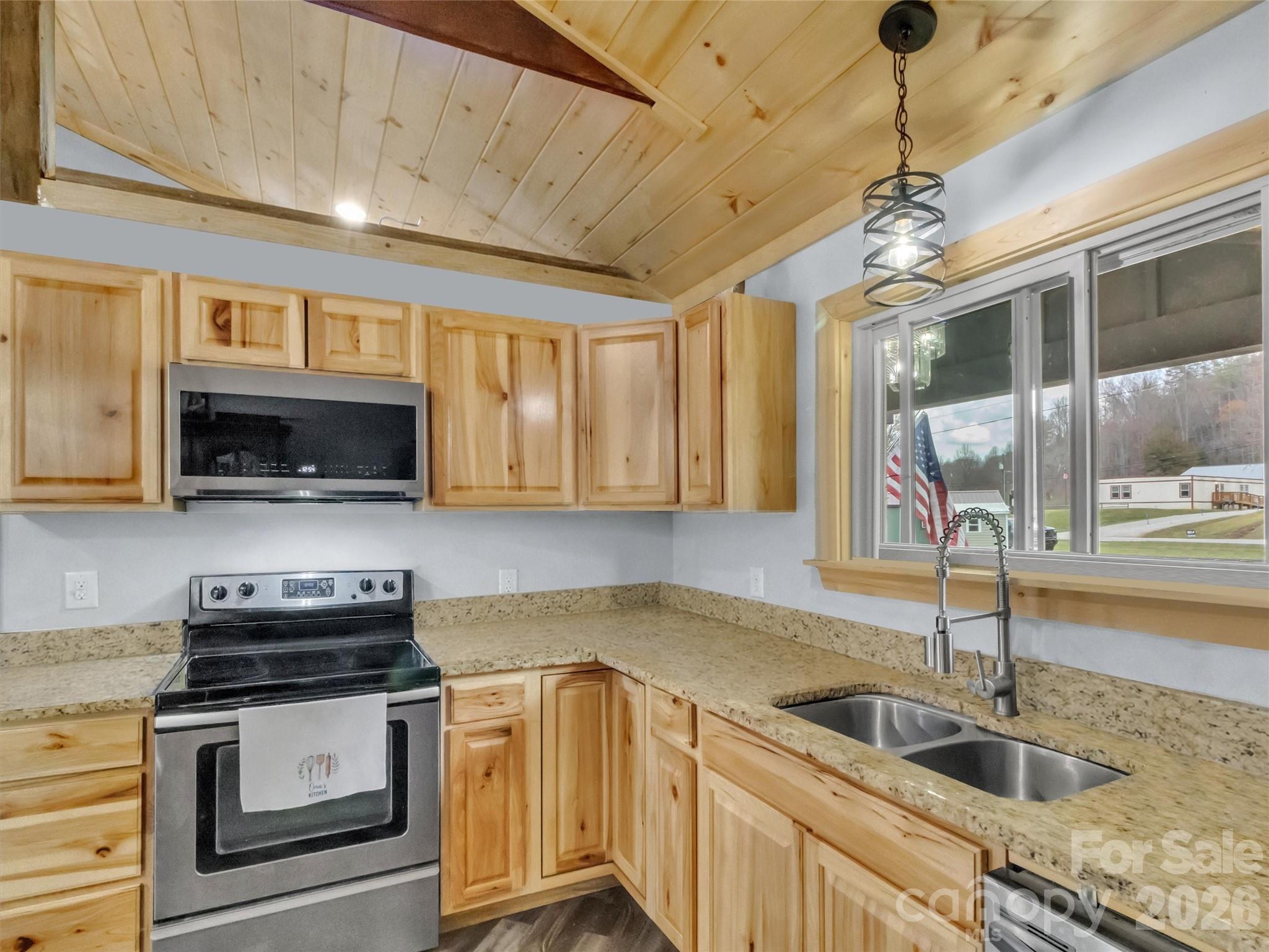 522 North River Road Sylva, NC 28779 - Photo 9 of 39