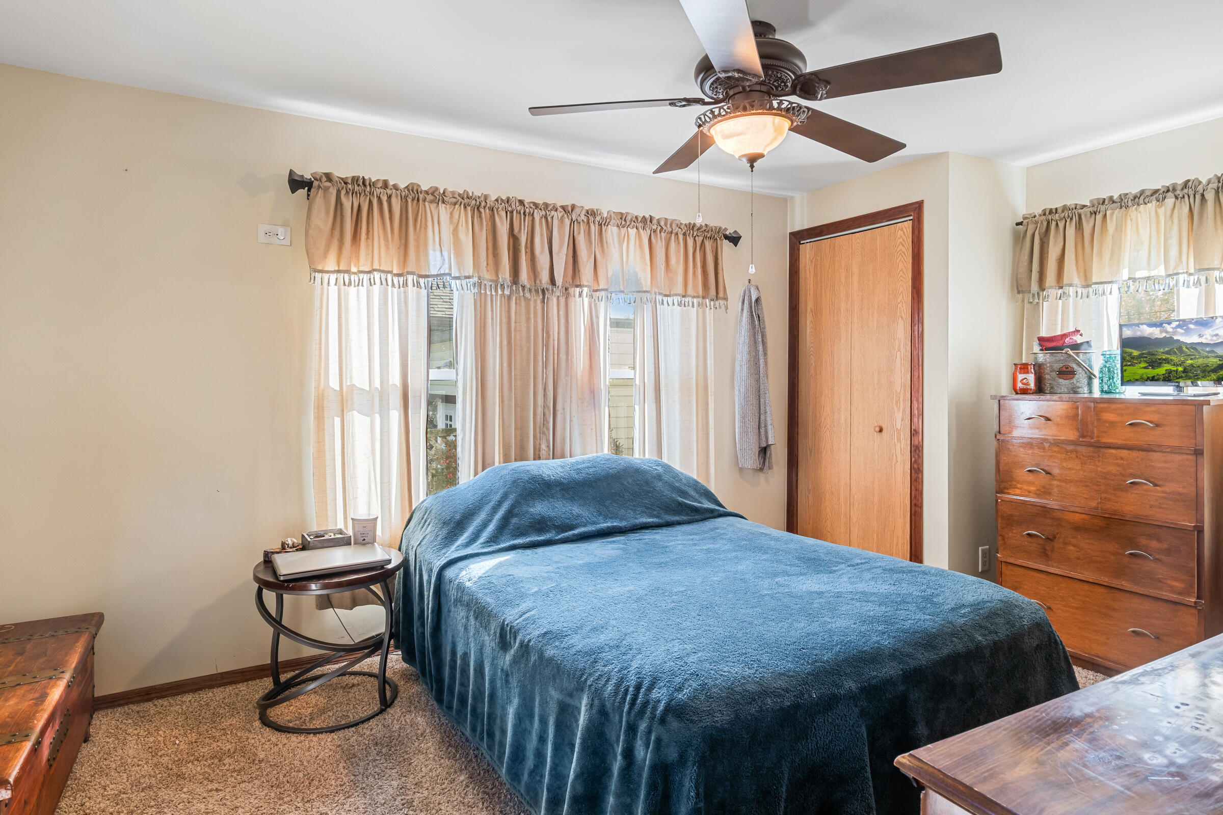 835 Summit Street Manitowoc, WI 54220 - Photo 14 of 32 835-SummitSt-17